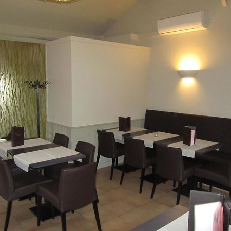 Hotel Klein Nederlo Vlezenbeek Esterno foto