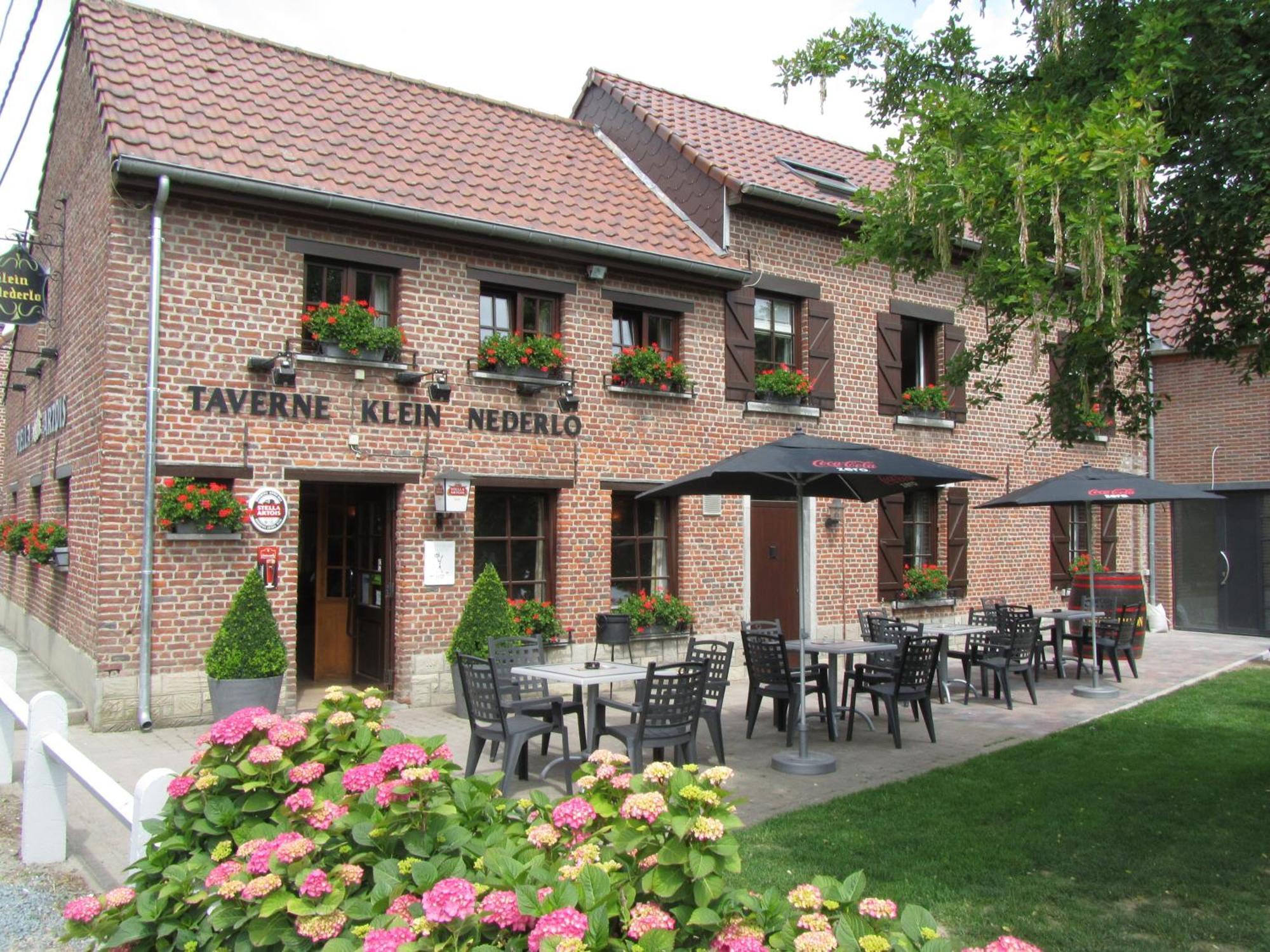 Hotel Klein Nederlo Vlezenbeek Esterno foto