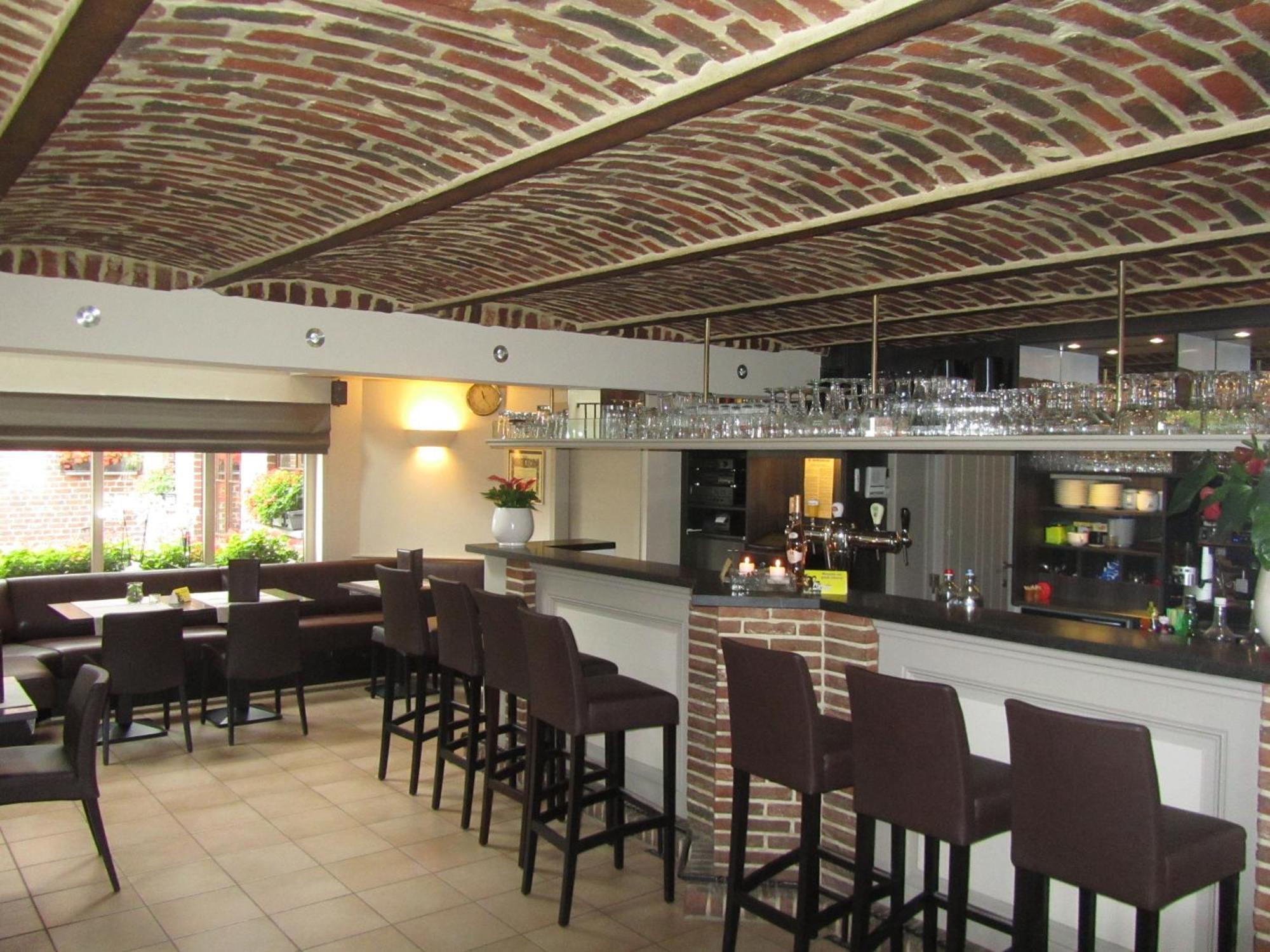 Hotel Klein Nederlo Vlezenbeek Esterno foto