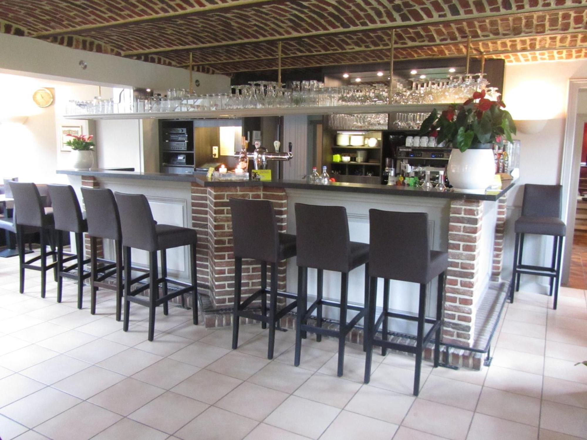 Hotel Klein Nederlo Vlezenbeek Esterno foto