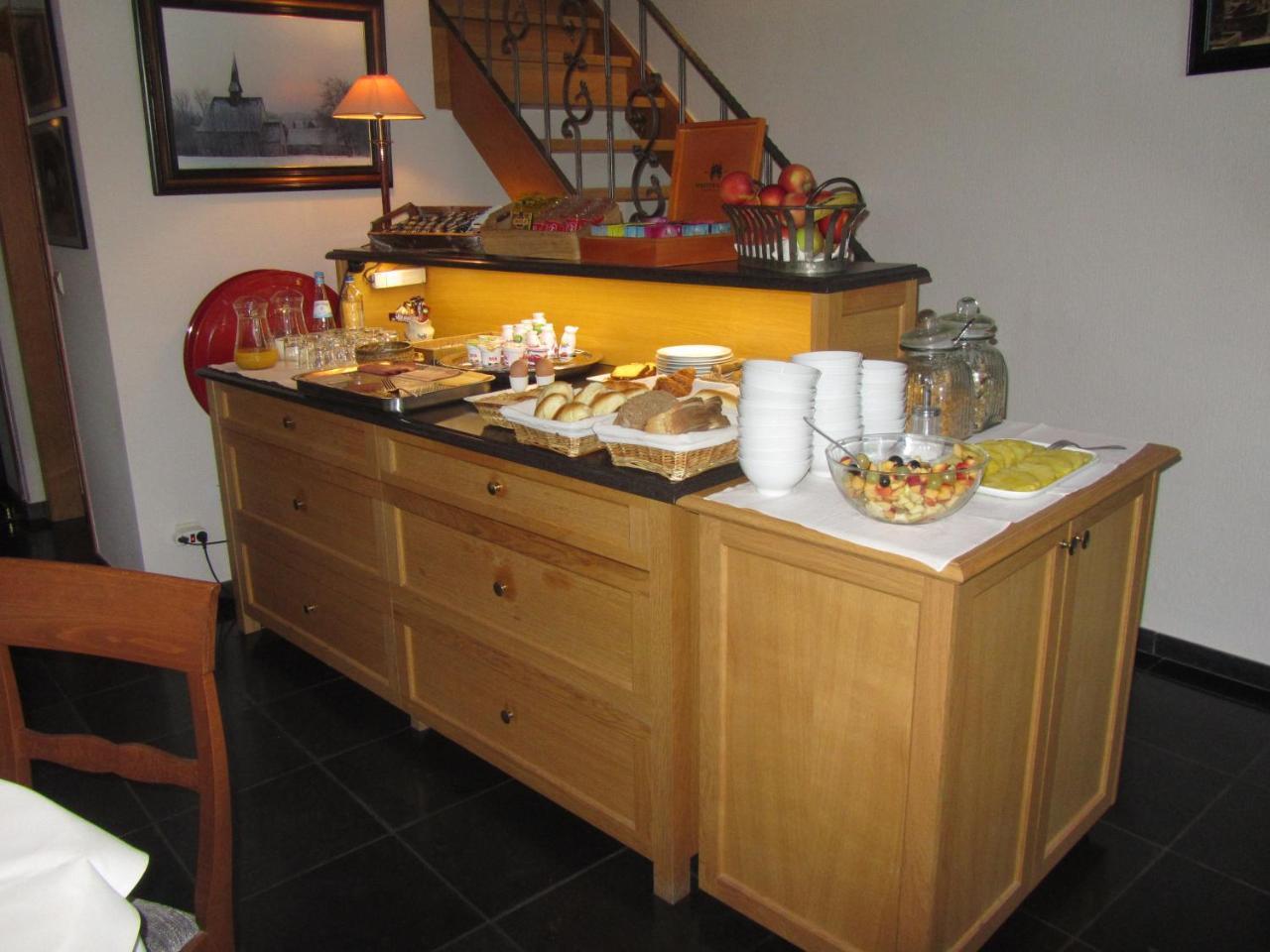 Hotel Klein Nederlo Vlezenbeek Esterno foto